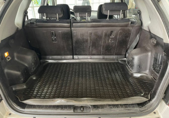 Подержанный автомобиль Hyundai Tucson 2008 года (16 фото)