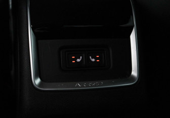 Подержанный автомобиль Omoda S5 2023 года (9 фото)