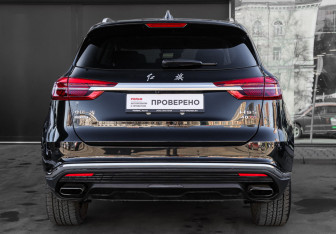 Подержанный автомобиль Hongqi HS5 2024 года (5 фото)