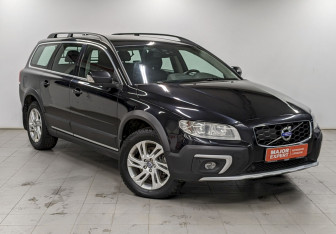 Подержанный автомобиль Volvo XC70 2014 года (3 фото)