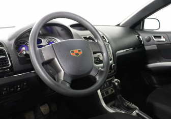 Подержанный автомобиль Geely Emgrand EC7 Sedan 2012 года (7 фото)