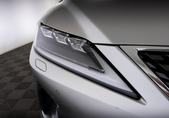 Подержанный автомобиль Lexus RX 2021 года (17 фото)