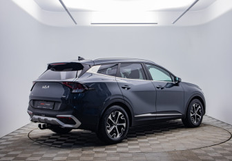 Подержанный автомобиль Kia Sportage 2022 года (5 фото)
