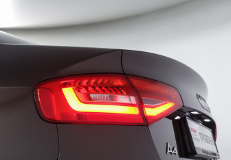 Подержанный автомобиль Audi A4 Sedan 2014 года (19 фото)