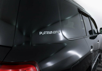 Подержанный автомобиль Toyota Land Cruiser Suv 2014 года (21 фото)