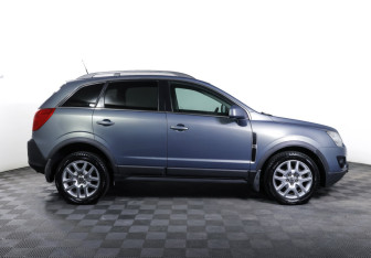 Подержанный автомобиль Opel Antara 2012 года (4 фото)