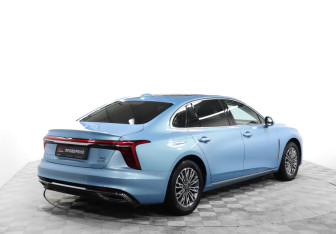 Подержанный автомобиль Hongqi H5 2024 года (5 фото)