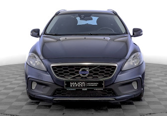 Подержанный автомобиль Volvo V40 Cross Country 2013 года (2 фото)