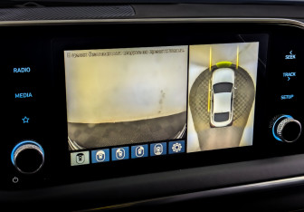 Подержанный автомобиль Hyundai Sonata 2023 года (28 фото)