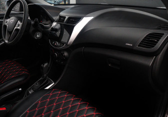 Подержанный автомобиль Hyundai Solaris Sedan 2015 года (9 фото)