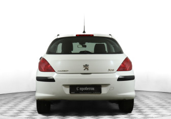 Подержанный автомобиль Peugeot 308 Hatchback 2011 года (6 фото)