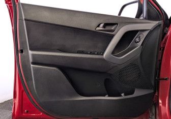 Подержанный автомобиль Hyundai Creta 2019 года (19 фото)