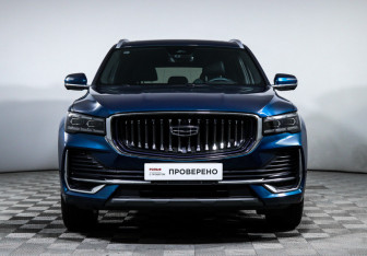 Подержанный автомобиль Geely Monjaro 2023 года (22 фото)