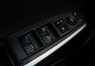 Подержанный автомобиль Honda Crosstour 2014 года (21 фото)