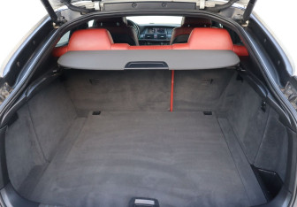 Подержанный автомобиль BMW X6 2013 года (22 фото)