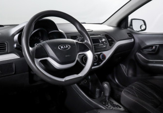 Подержанный автомобиль Kia Picanto 2013 года (14 фото)