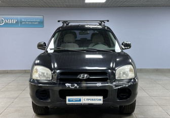 Подержанный автомобиль Hyundai Santa Fe 2009 года (2 фото)