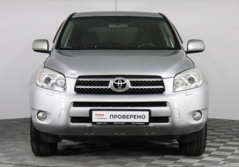 Подержанный автомобиль Toyota RAV4 2007 года (2 фото)
