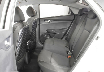 Подержанный автомобиль Hyundai Solaris Sedan 2020 года (15 фото)