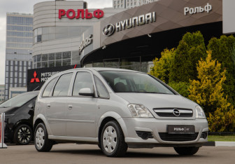 Подержанный автомобиль Opel Meriva 2008 года (2 фото)