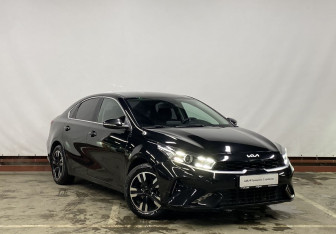 Подержанный автомобиль Kia Cerato Sedan 2021 года (3 фото)