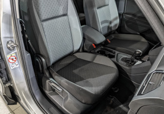 Подержанный автомобиль Volkswagen Tiguan 2020 года (24 фото)