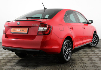Подержанный автомобиль Skoda Rapid Liftback 2018 года (3 фото)