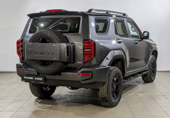 Новый Tank 400 2025 (2 фото)