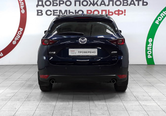 Подержанный автомобиль Mazda CX-5 2020 года (5 фото)
