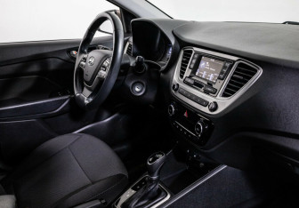 Подержанный автомобиль Hyundai Solaris Sedan 2019 года (7 фото)