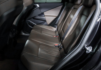Подержанный автомобиль BMW X3 2024 года (10 фото)
