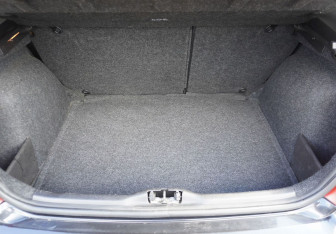Подержанный автомобиль Peugeot 307 Hatchback 2006 года (9 фото)
