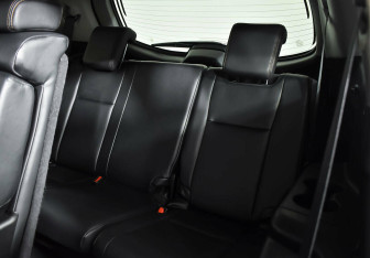 Подержанный автомобиль Toyota Highlander 2014 года (16 фото)