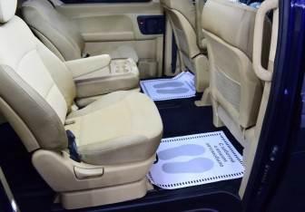 Подержанный автомобиль Hyundai Grand Starex 2008 года (8 фото)