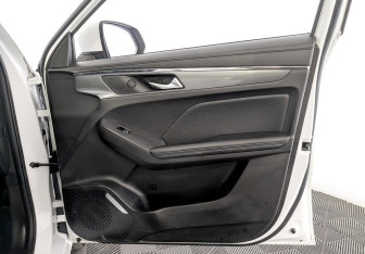 Подержанный автомобиль Haval Jolion 2022 года (24 фото)