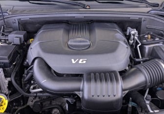 Подержанный автомобиль Jeep Grand Cherokee 2021 года (9 фото)