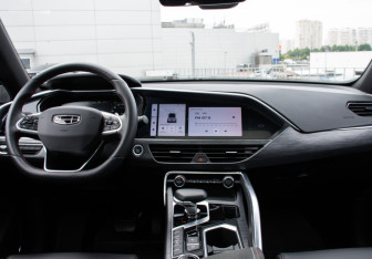 Подержанный автомобиль Geely Tugella 2024 года (11 фото)