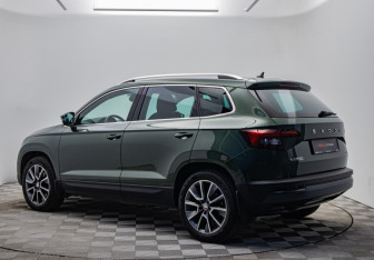 Подержанный автомобиль Skoda Karoq 2020 года (3 фото)