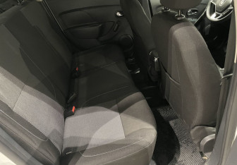 Подержанный автомобиль Renault Logan Sedan 2020 года (11 фото)