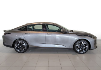 Новый Changan Lamore 2024 (4 фото)