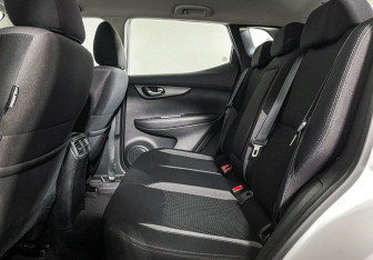 Подержанный автомобиль Nissan Qashqai 2019 года (10 фото)