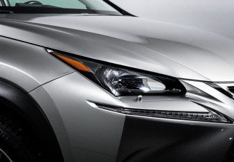 Подержанный автомобиль Lexus NX 2015 года (16 фото)