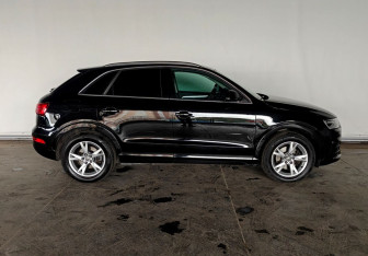 Подержанный автомобиль Audi Q3 2015 года (7 фото)
