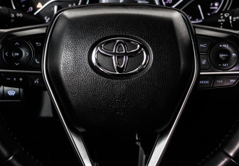 Подержанный автомобиль Toyota Camry Sedan 2020 года (21 фото)