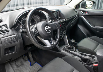 Подержанный автомобиль Mazda CX-5 2013 года (14 фото)