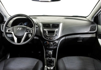 Подержанный автомобиль Hyundai Solaris Sedan 2016 года (8 фото)