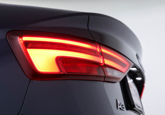 Подержанный автомобиль Audi A3 Sedan 2016 года (19 фото)