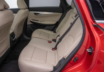 Подержанный автомобиль Infiniti QX50 2019 года (11 фото)