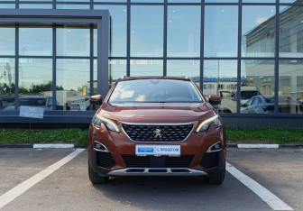 Подержанный автомобиль Peugeot 3008 2018 года (2 фото)