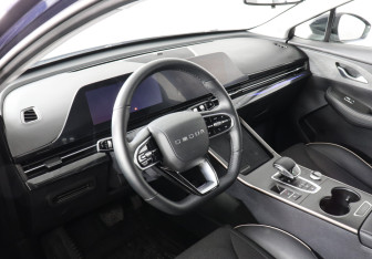 Подержанный автомобиль Omoda C5 2024 года (9 фото)